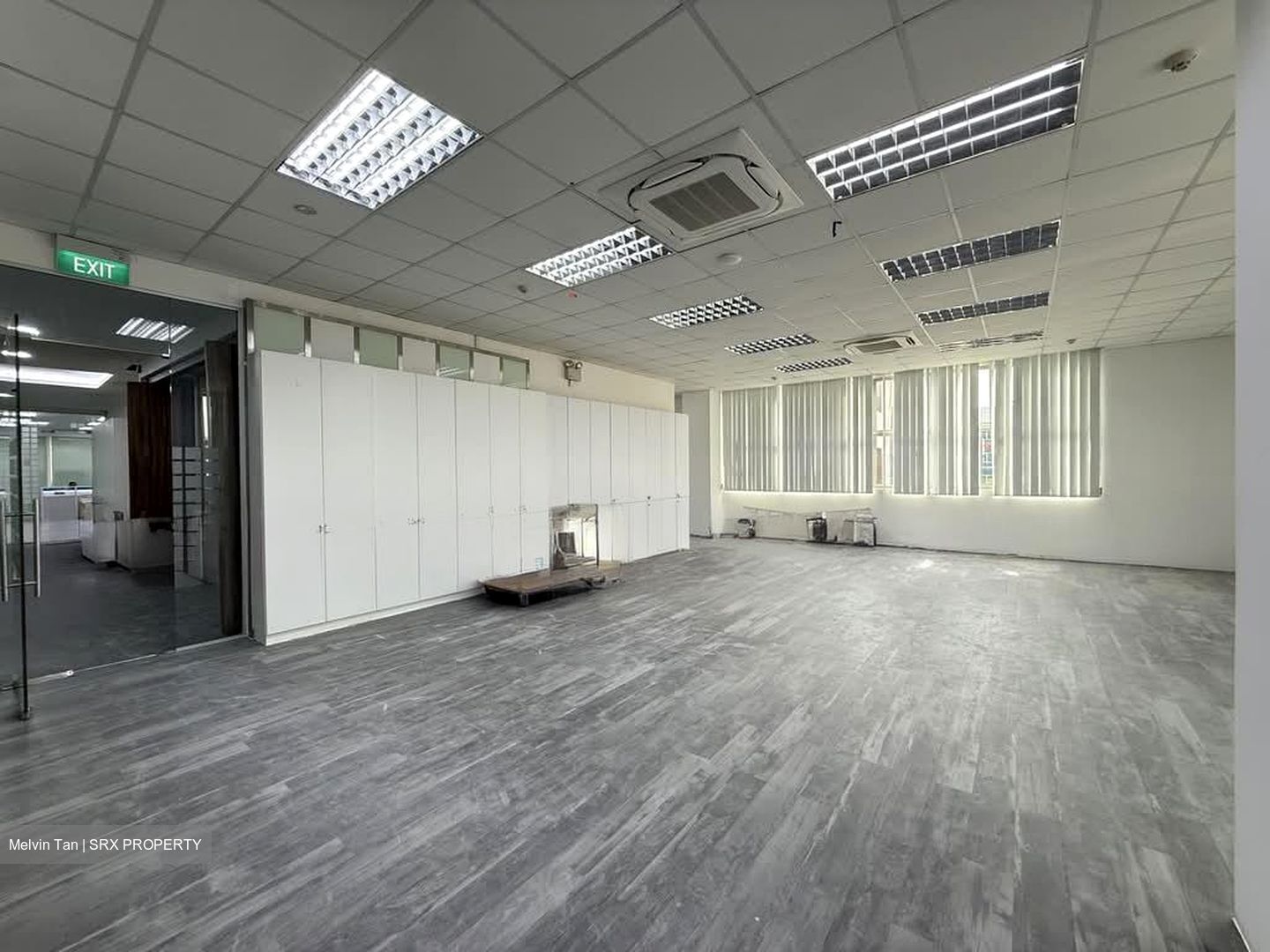 Jean Yip Building (D14), Factory #605337571